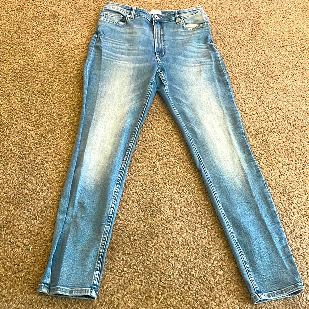 H&M woman’s Blue Jeans